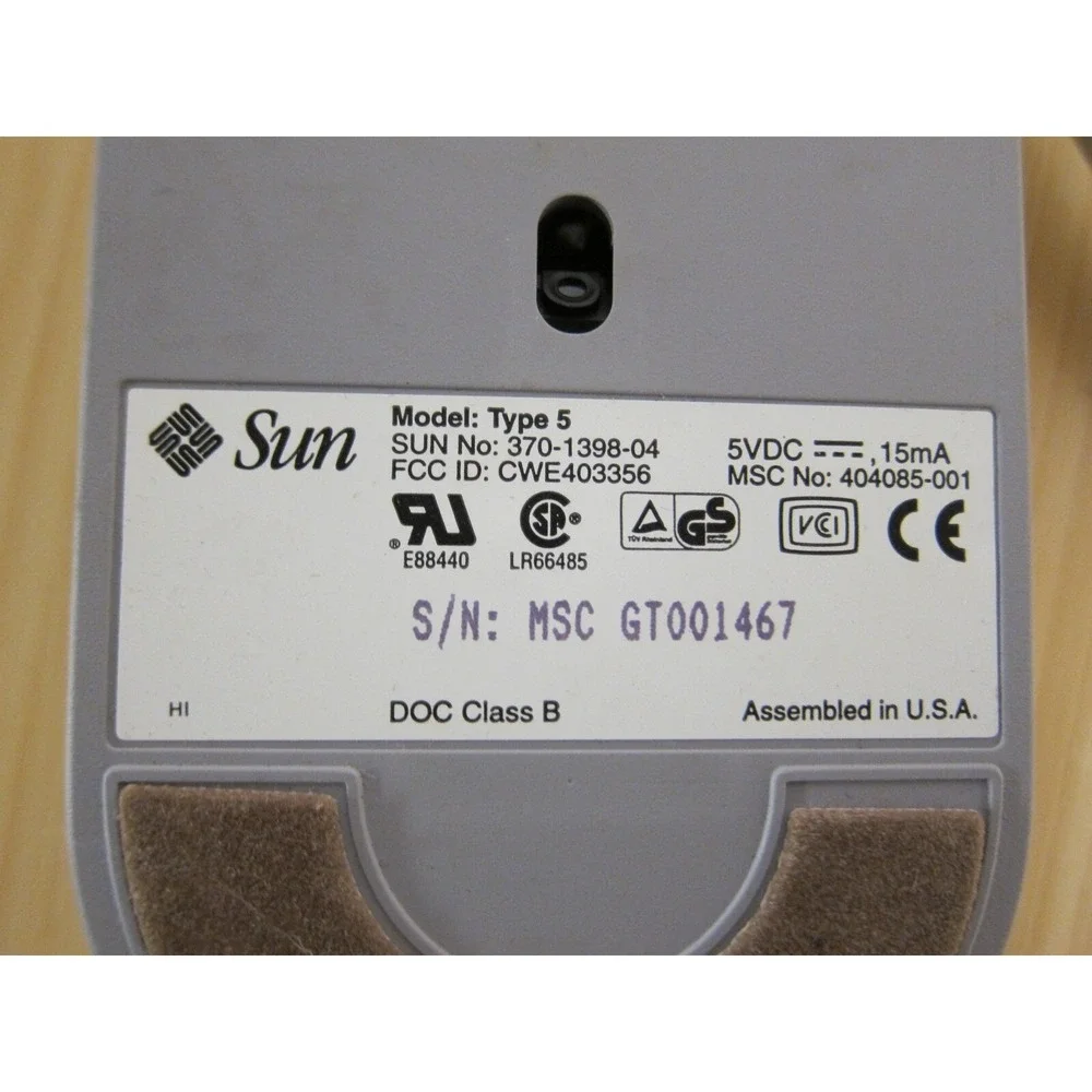 Sun Microsystems 370-1398 Type 5 Three Button Optical Mouse (listing 4 of 5)